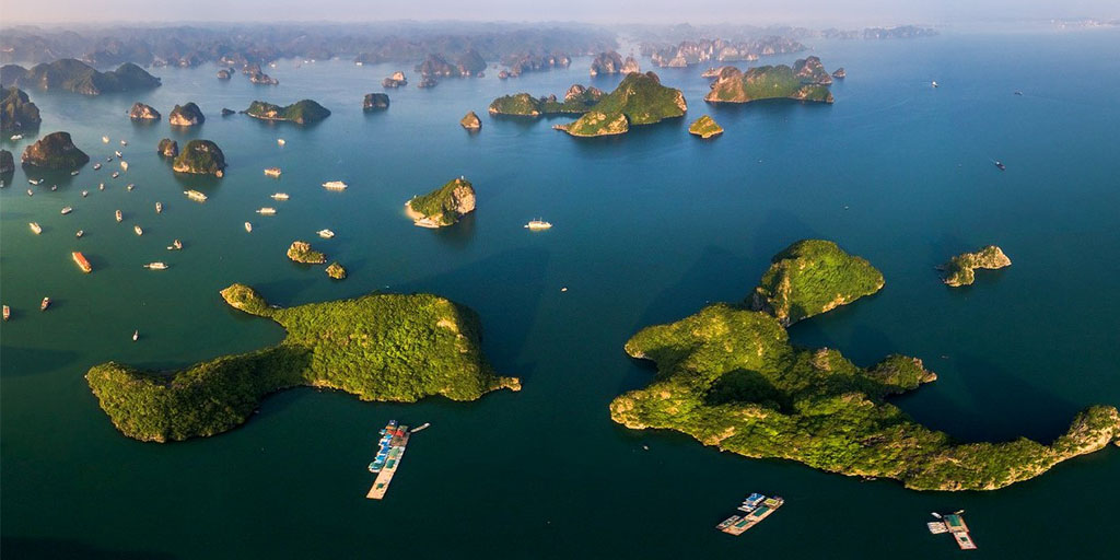 TRAVEL GUIDE TO EXPLORE HA LONG, VIETNAM