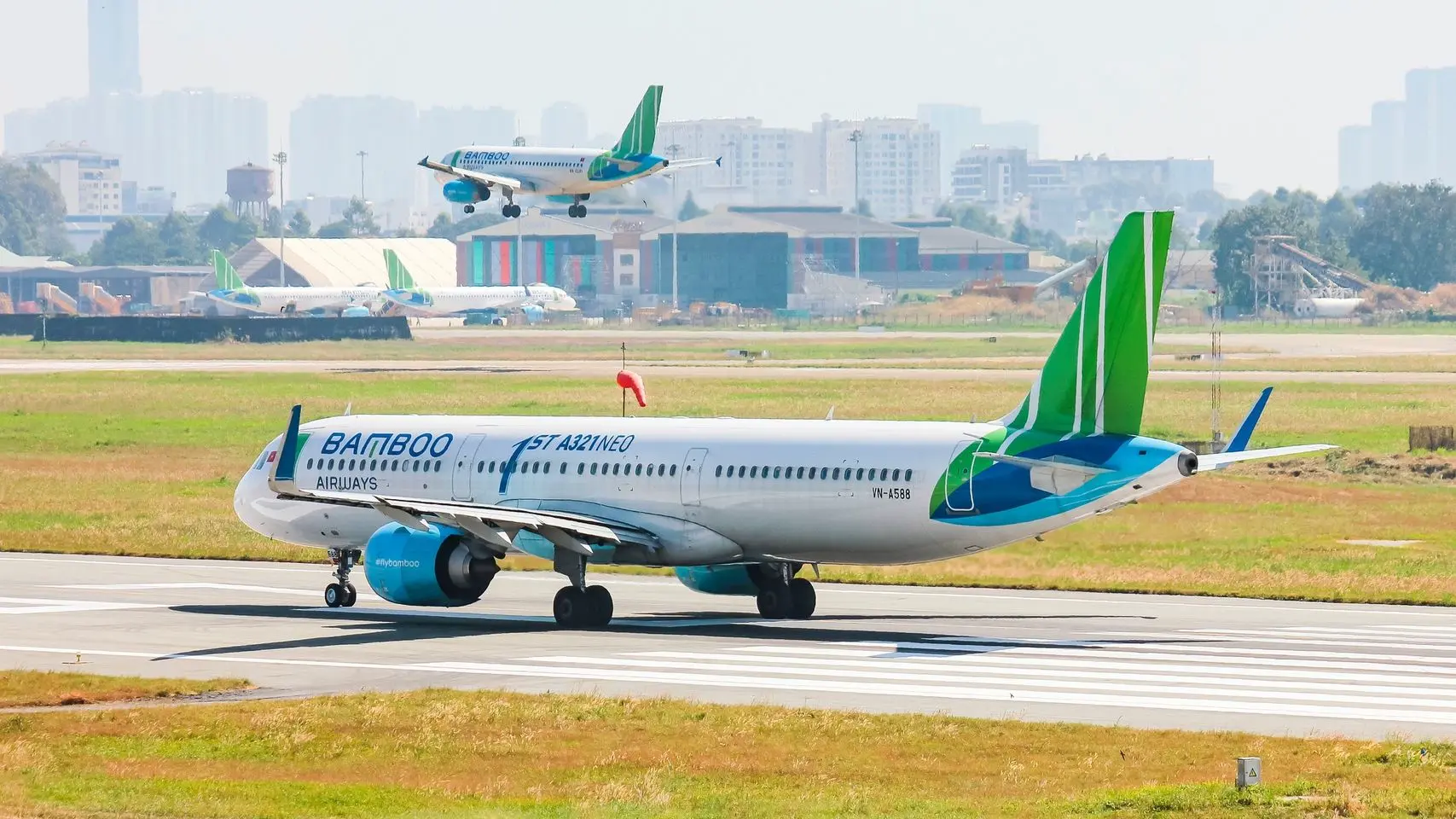 Bamboo Airways adjusted flight network, and maintains stability during peak period