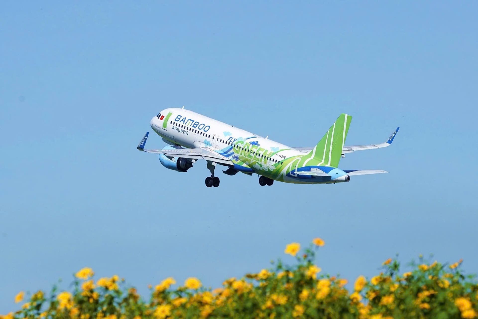 Bamboo Airways Announcement on Carrying and Using Electronic Charging Devices with Lithium Batteries on Flights